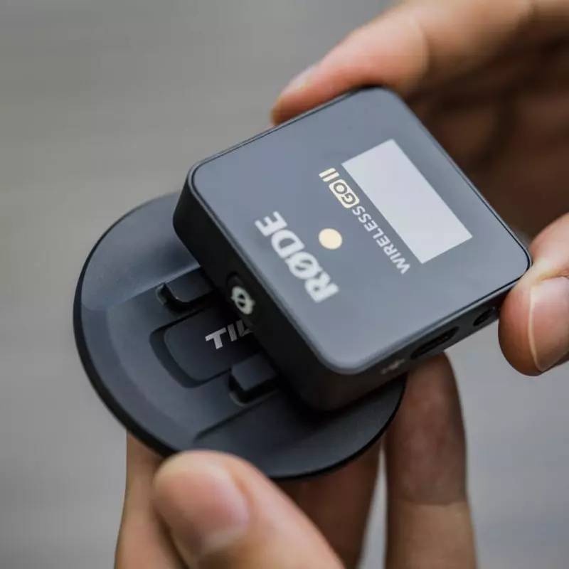 Tilta Magnetic Mounting Bracket for Wireless Microphones