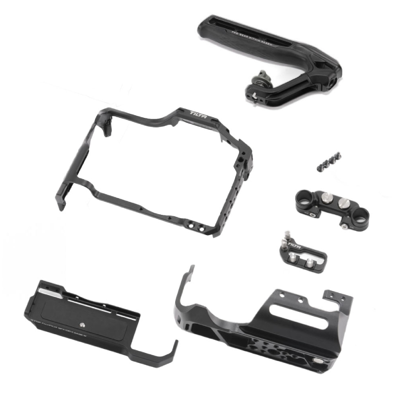 Tilta Camera Cage for Fujifilm GFX100 II Lightweight Kit - The Tilta Camera Cage for Fujifilm GFX100 II Lightweight Kit comes with a variety of accessories.