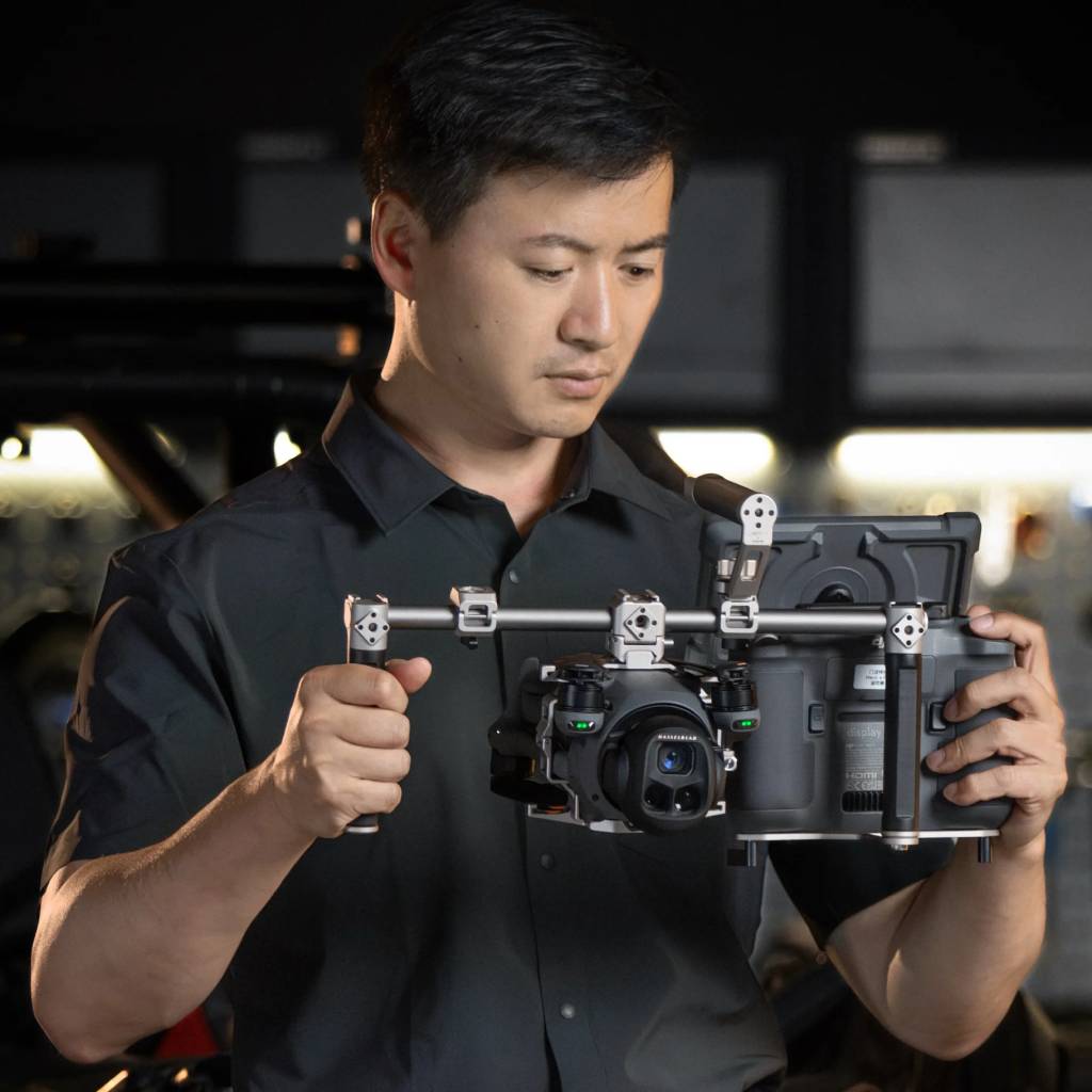 Tilta Handheld Support System for DJI Mavic 4 Pro